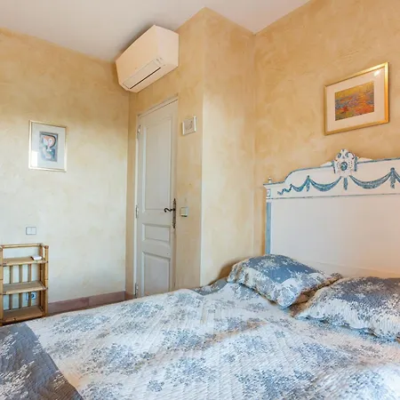 - La Mignonette Villa *